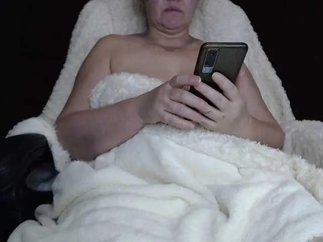 Offline -Alyonushka- on BongaCams