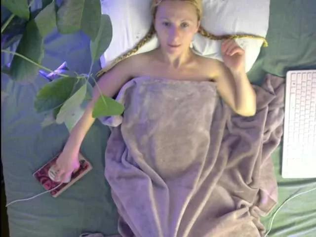 Offline -Fiona88- on BongaCams