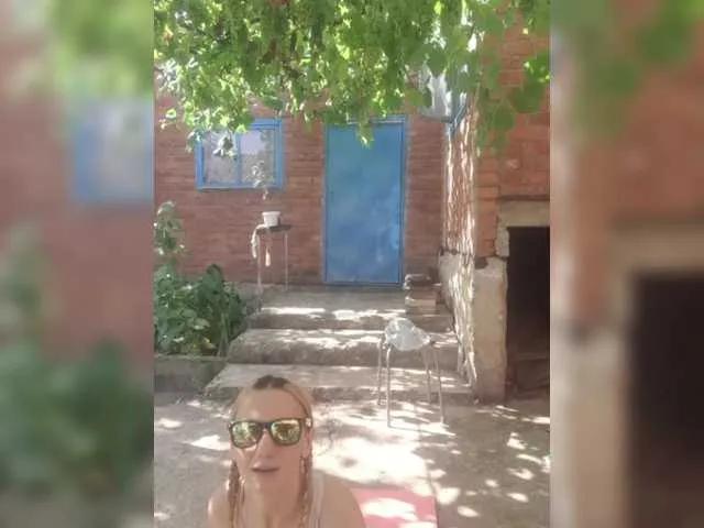 Offline -Fiona88- on BongaCams