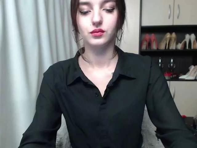 Offline -LadyLUCK- on BongaCams