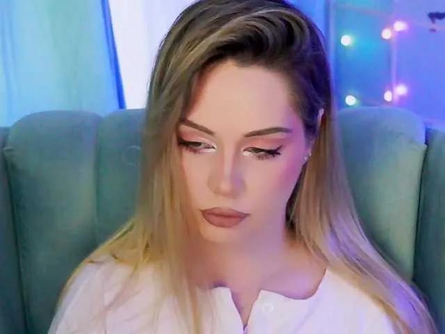 Offline 0------0 on BongaCams