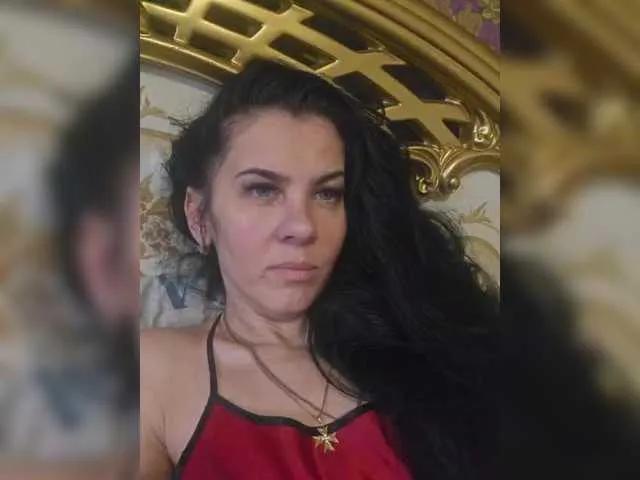 Offline 1Glorya1 on BongaCams