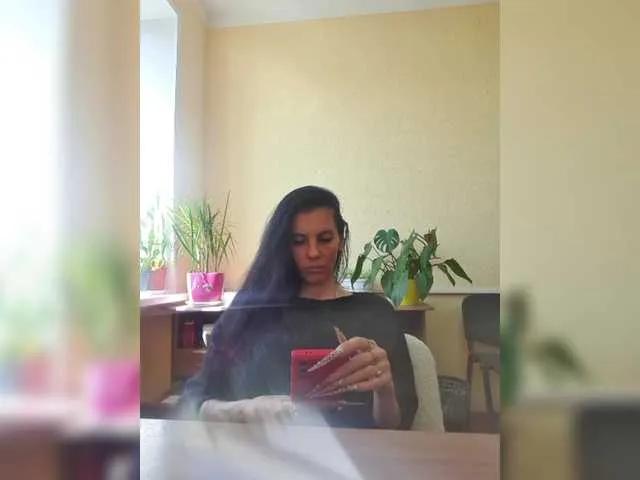 Offline 1Glorya1 on BongaCams