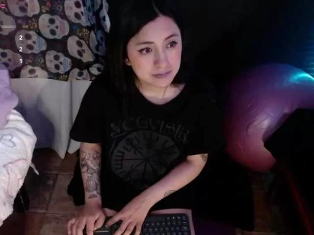 Offline AbsentaVert on BongaCams