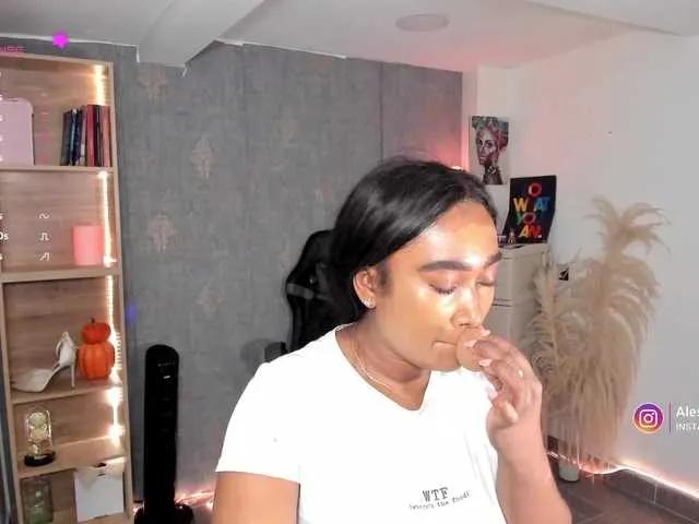 Offline alessia20 on BongaCams