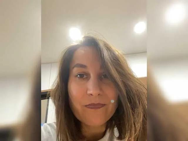 Freechat AliceLili on BongaCams