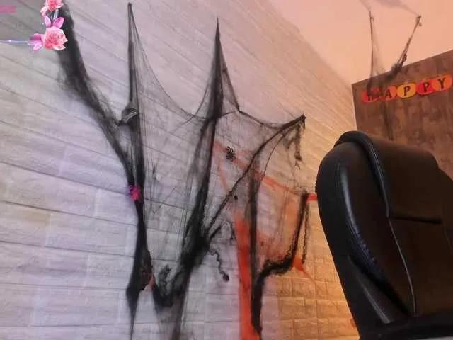 Offline AliceTylor on BongaCams