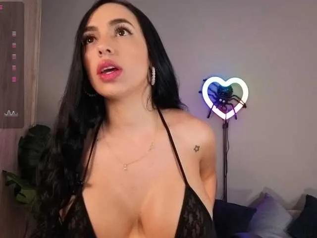 Offline alina-cruz on BongaCams