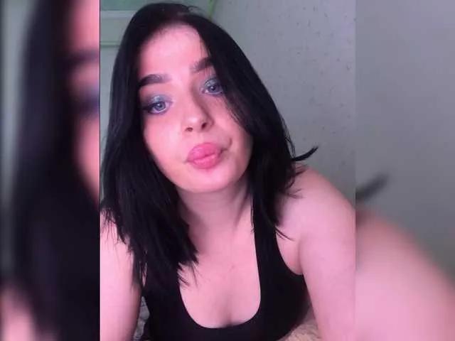 Offline Aliska22 on BongaCams