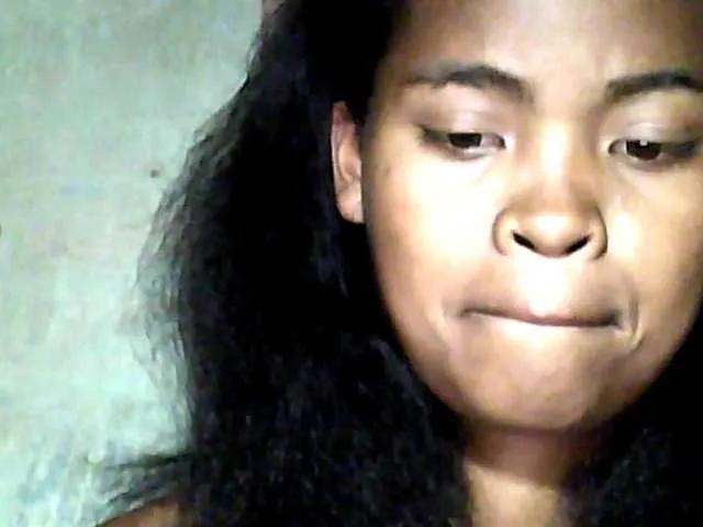 Offline Allycha1 on BongaCams