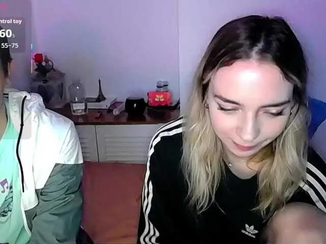 Offline Almondmilka on BongaCams