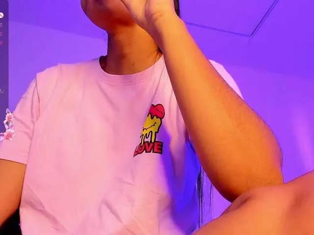 Offline Alysson-18 on BongaCams