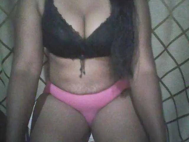BongaCams Amandinea is Freechat Amandinea — j'aime le sexe