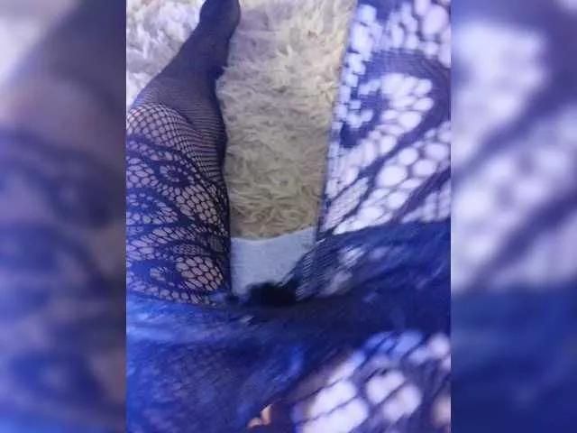 Offline amazingtits-5D on BongaCams