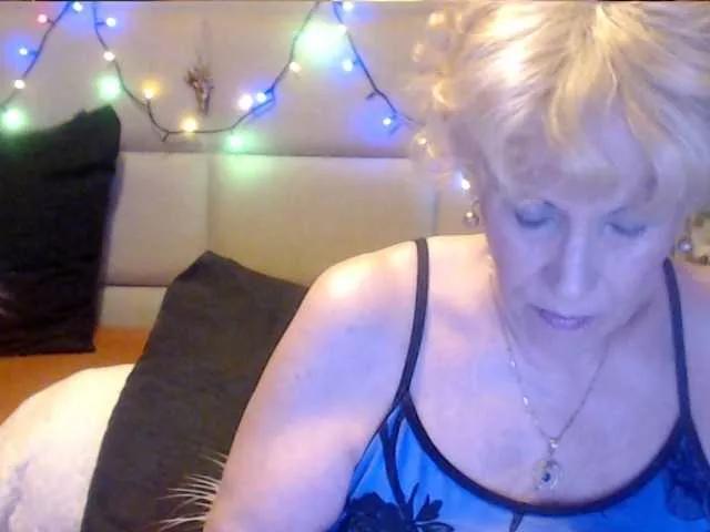 Offline ANGELGRANNY on BongaCams