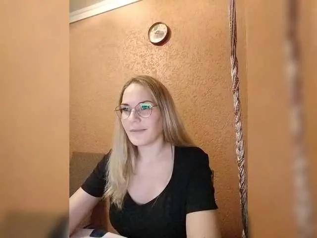 Offline Angelicac on BongaCams