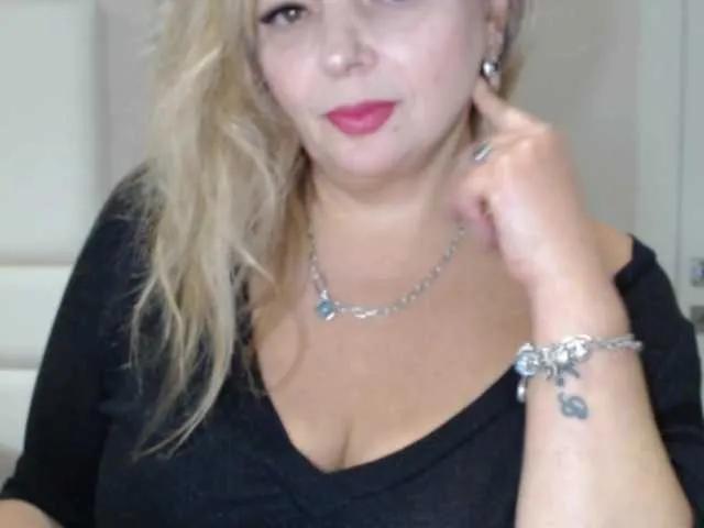 aniutkamau — Smart, generous, with a sense of humor men)