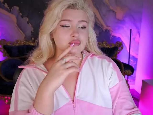 Offline AnoraJoy on BongaCams