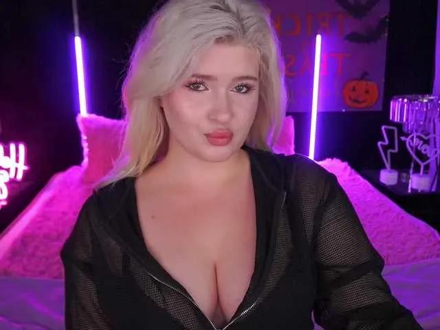 Offline AnoraJoy on BongaCams