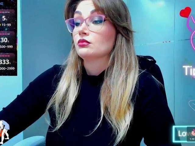 Offline anyarosses on BongaCams