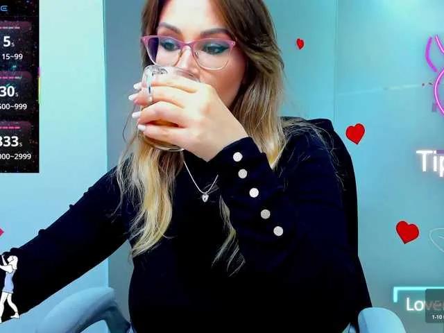 Offline anyarosses on BongaCams