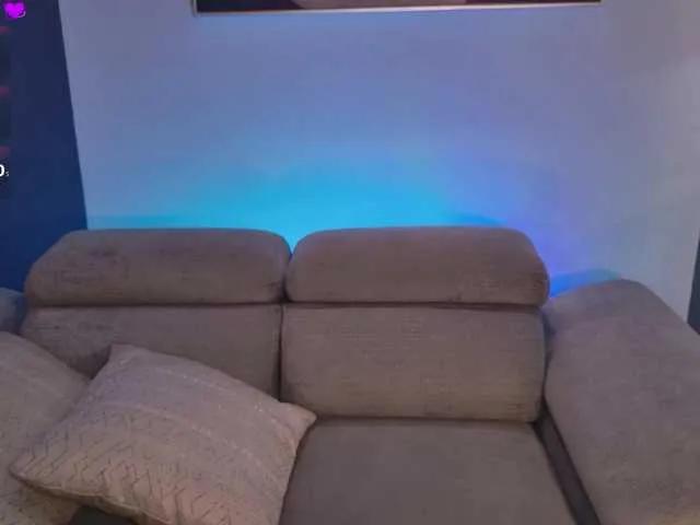 Offline AprilRhodes on BongaCams