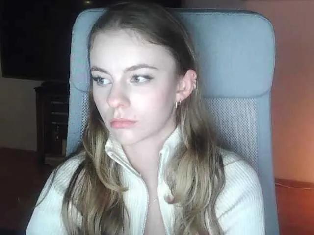 Offline AriaModel on BongaCams