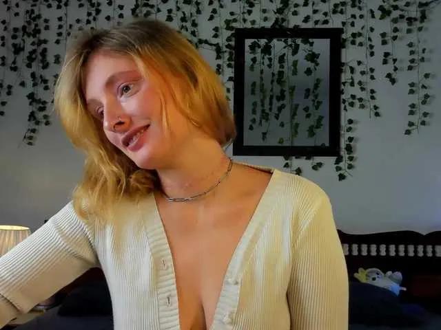 Ariana-Sunset on BongaCams 