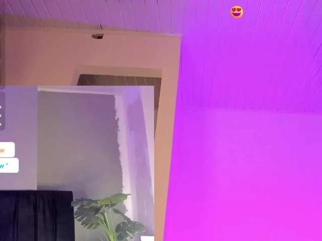 Offline Arianna-3 on BongaCams