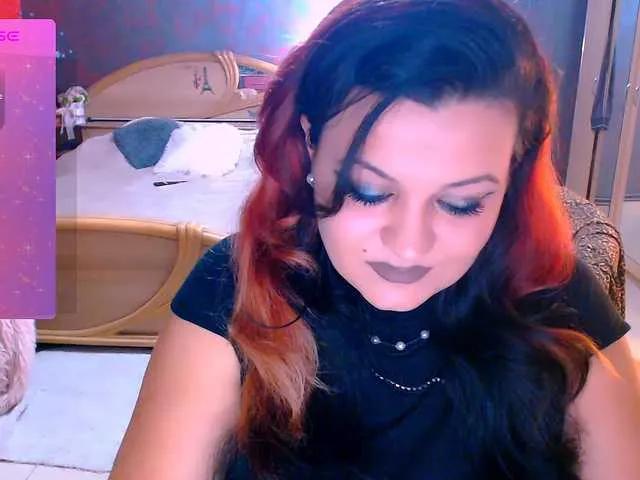 Offline Ariellefoxy on BongaCams