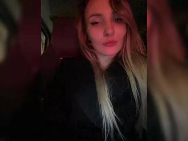 Offline Arifmiask on BongaCams