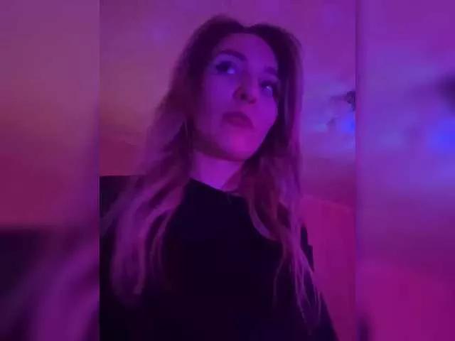 Offline Arifmiask on BongaCams