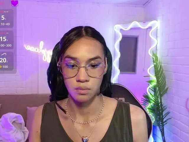 Offline Artemiss-tay on BongaCams