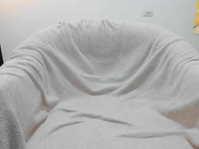 Freechat AryaAnna on BongaCams
