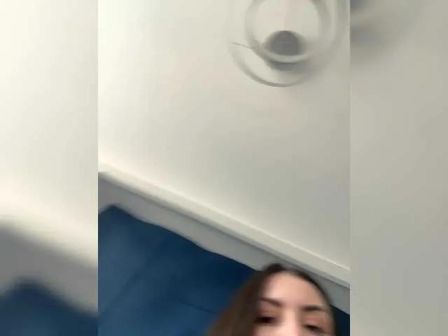 Offline babyymommyanddadyy on BongaCams