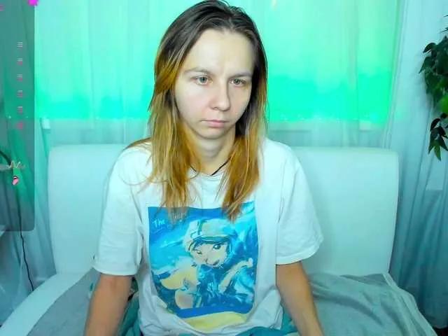 Offline Beellami on BongaCams