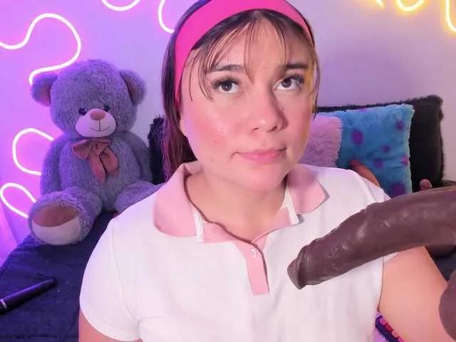 Offline Belacurvyx on BongaCams