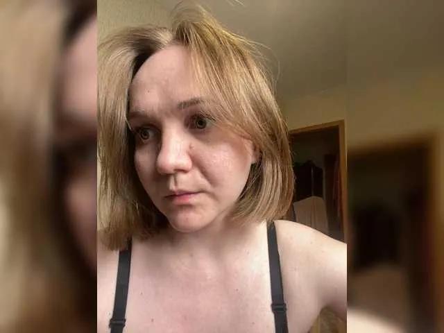 Offline BellaMrr on BongaCams