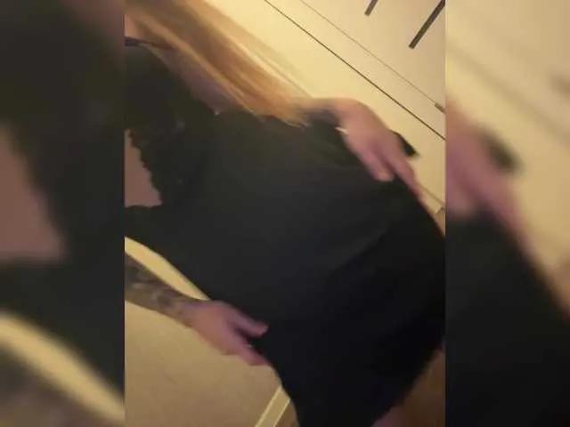 Offline blaaaackgirl on BongaCams