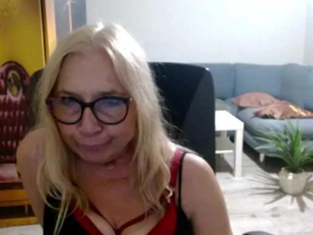 Freechat BlondeSofia on BongaCams