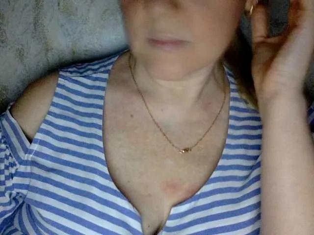 Offline BlondyVio on BongaCams