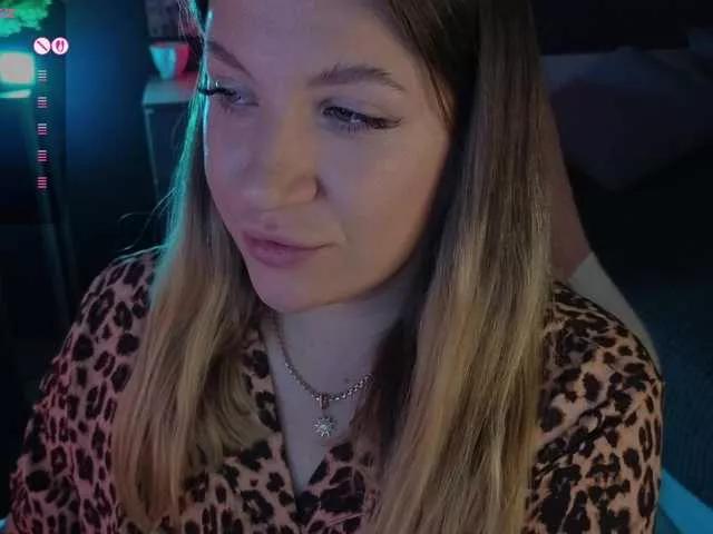 Freechat BloomBambi on BongaCams