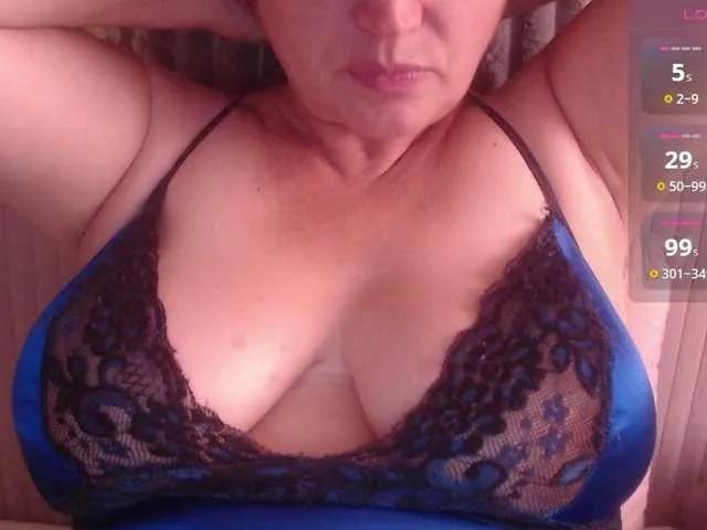 Offline boginya7878 on BongaCams