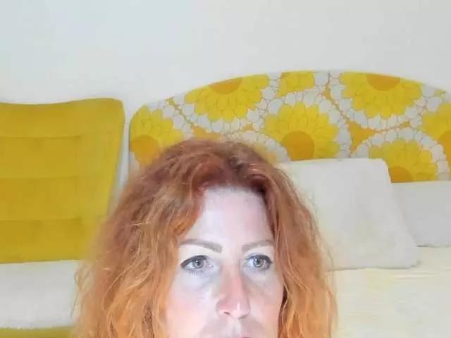 Offline BritishPenelope on BongaCams