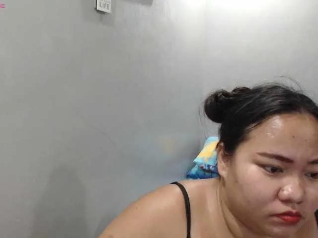 Offline BubbleButtPinay on BongaCams
