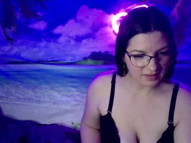 Offline Byahootgyrl on BongaCams