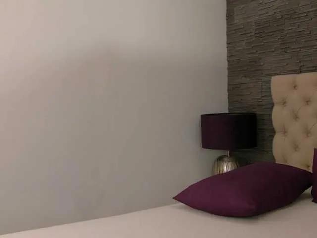 Offline Candy-babe on BongaCams