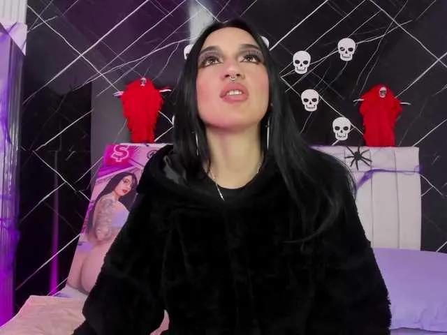 Freechat candy-leila on BongaCams