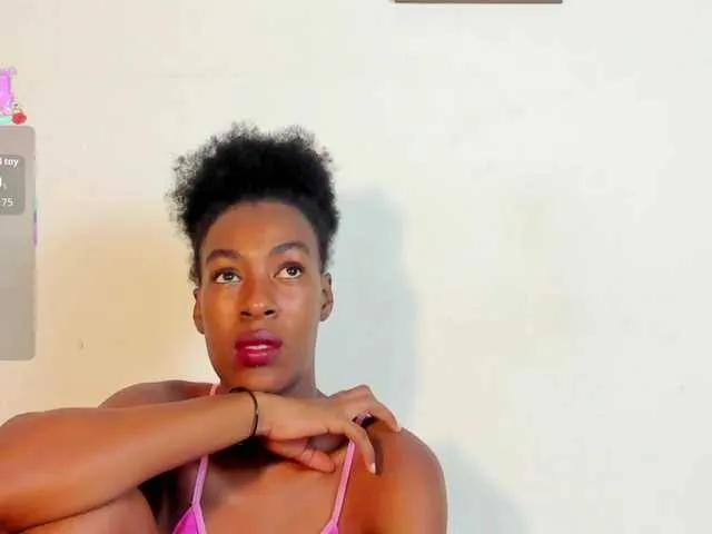 Offline Caryn-Logan on BongaCams