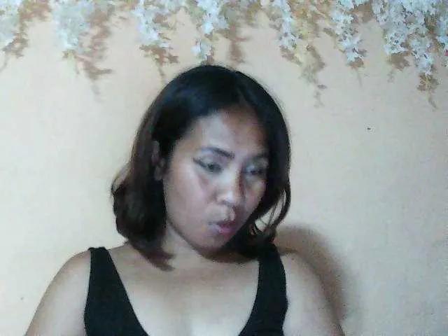 Offline Cathalia3105 on BongaCams